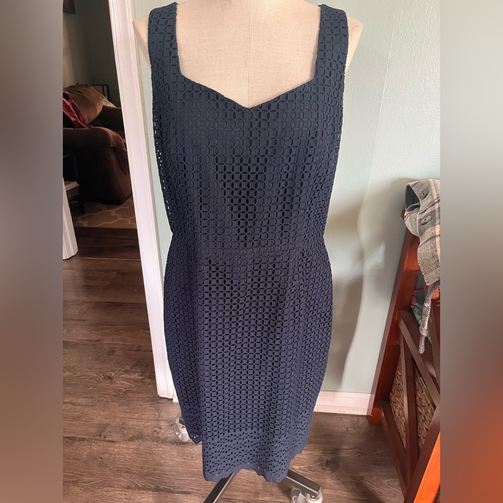 Brooks Brothers Navy Blue Eyelet Preppy Bow Detail Shift Dress Size 12